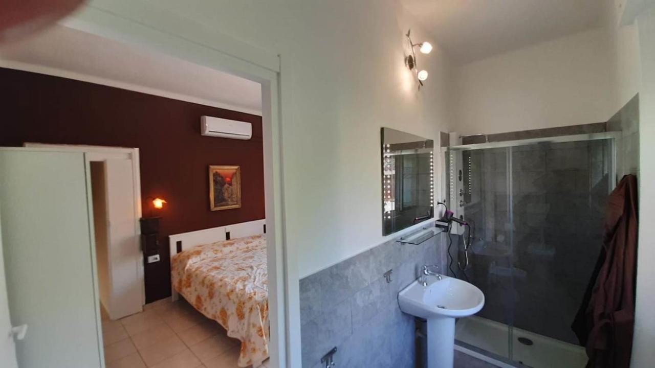 Vialetto V. Pastro 10 Bed & Breakfast มิลาน ภายนอก รูปภาพ